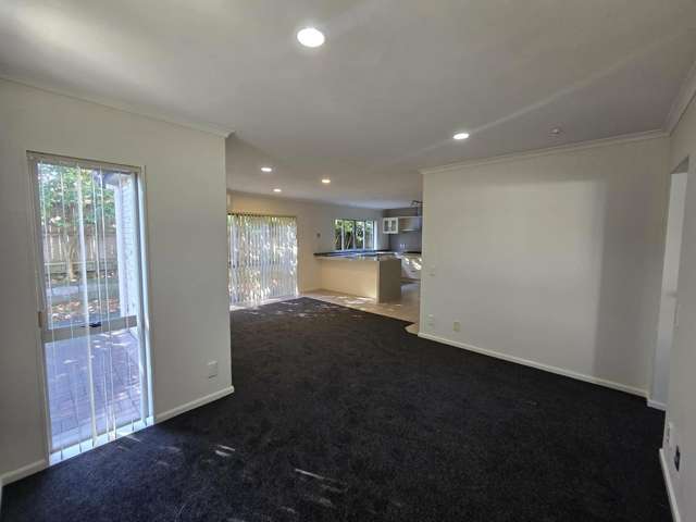 67 Skelligs Drive Flat Bush_4