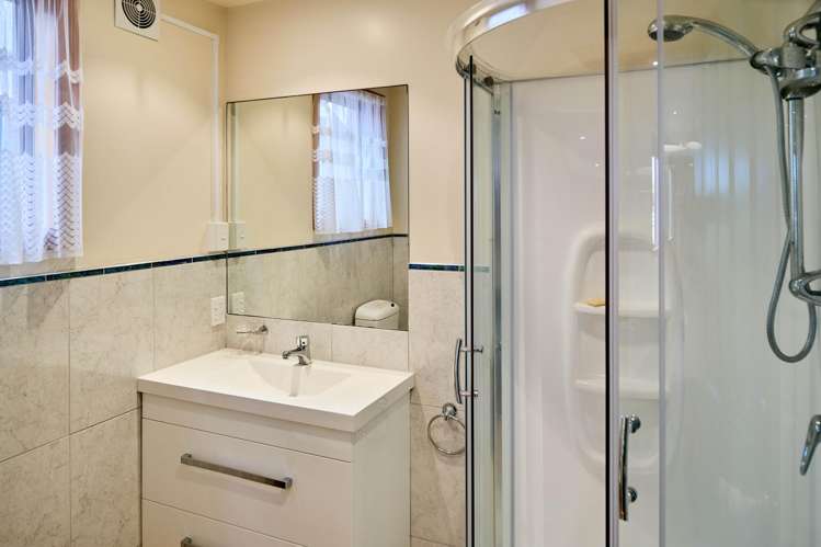 3 Ocean Parade Pukerua Bay_17