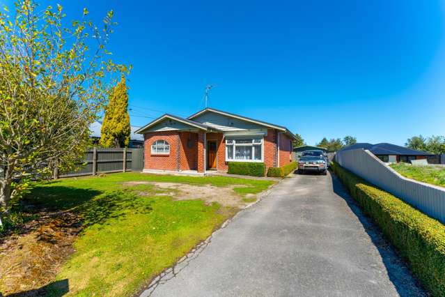 Families Will Love This Home!