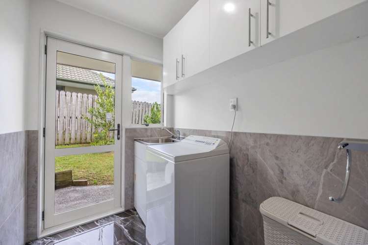 100a Parrs Cross Road Henderson_13