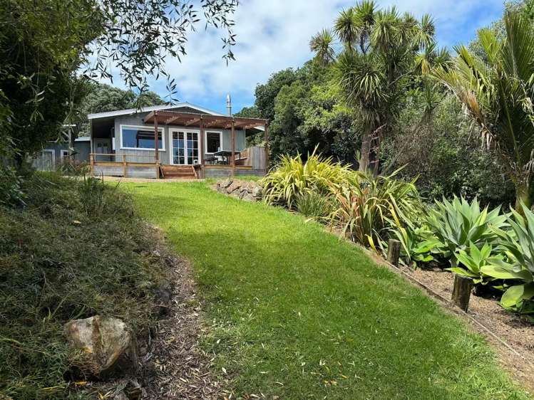 11 Putiki Road Ostend_12