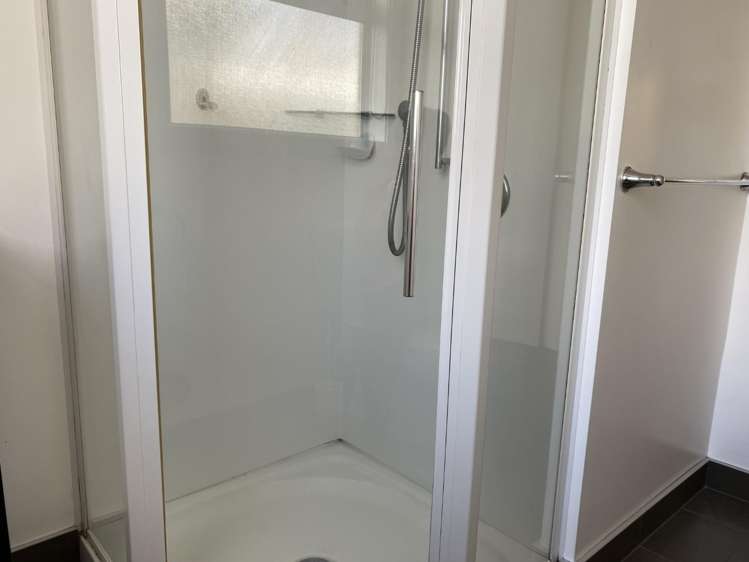 2/109 Clouston Park Road 11304_11