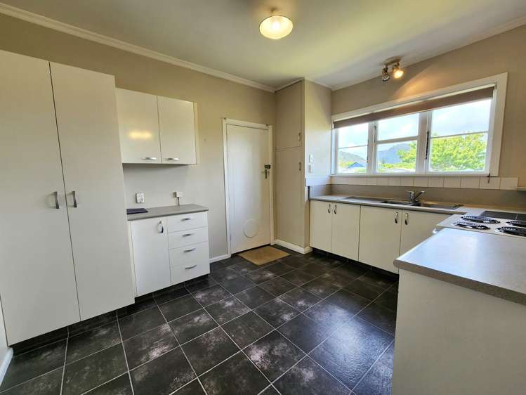 33 Firth Street Cobden_1