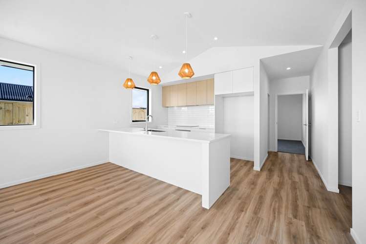 465 Korimako Drive_4