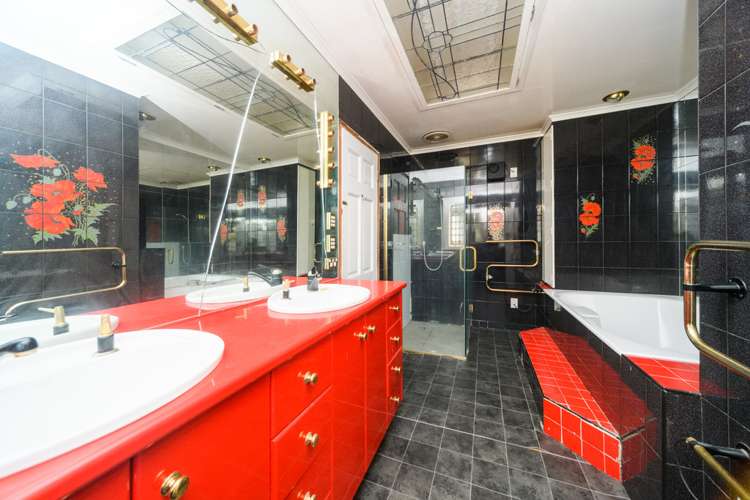 310 College Street West End_13