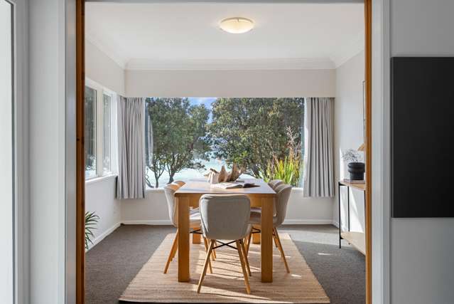 318 Queens Drive Lyall Bay_2