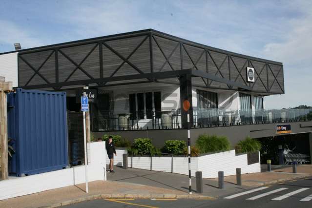 Shop 3.07/719 Whangaparaoa Road Stanmore Bay_1