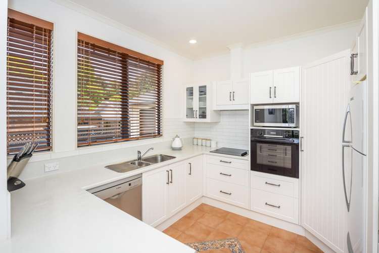 31 Aloma Way Glenview_15