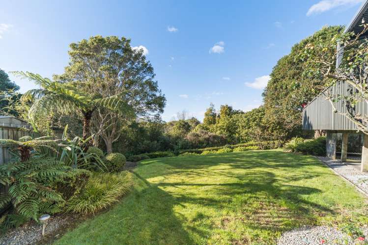 8 Greenwood Place Fitzherbert_7