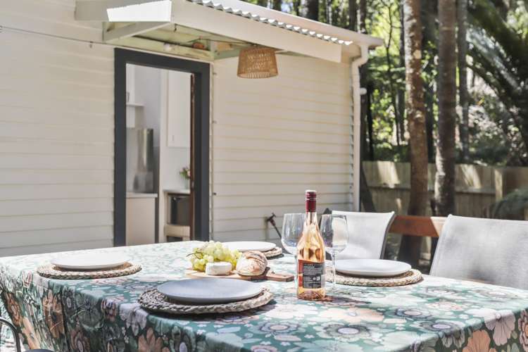 227 Woodlands Park Road Titirangi_6