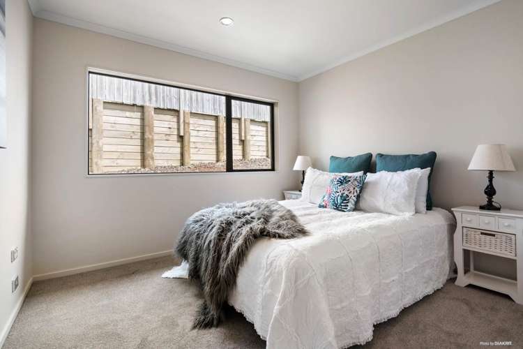 32 Leburn Crescent Flat Bush_11