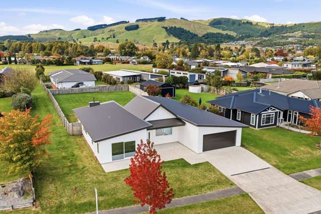 59 Montgomery Crescent Kinloch_1