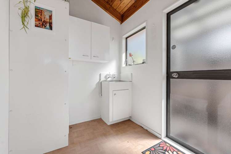 2/14 Pleasant Road Glen Eden_18