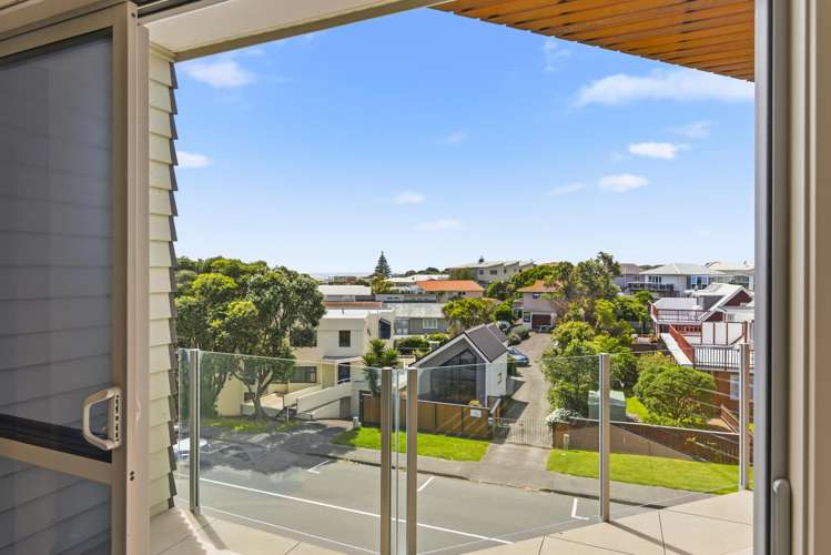 21/4 Seaview Road Paraparaumu Beach_21