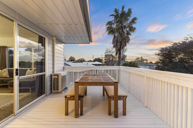 15b Aeroview Drive Beach Haven_1