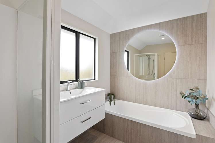 1A Trist Place Edgeware_14