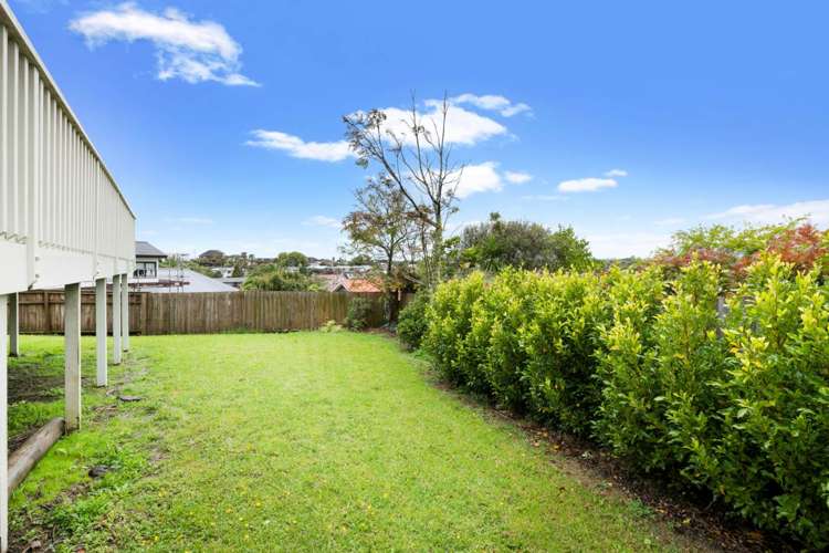 14 Waiora Road Stanmore Bay_16