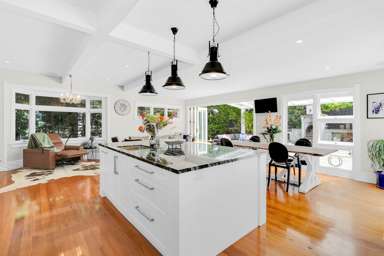 39 Green Lane East_1