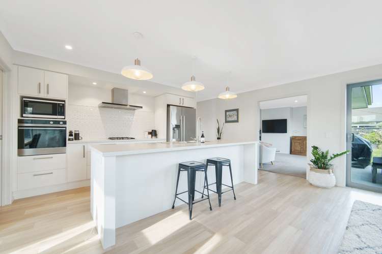 4 Rosemary Place Stoke_8