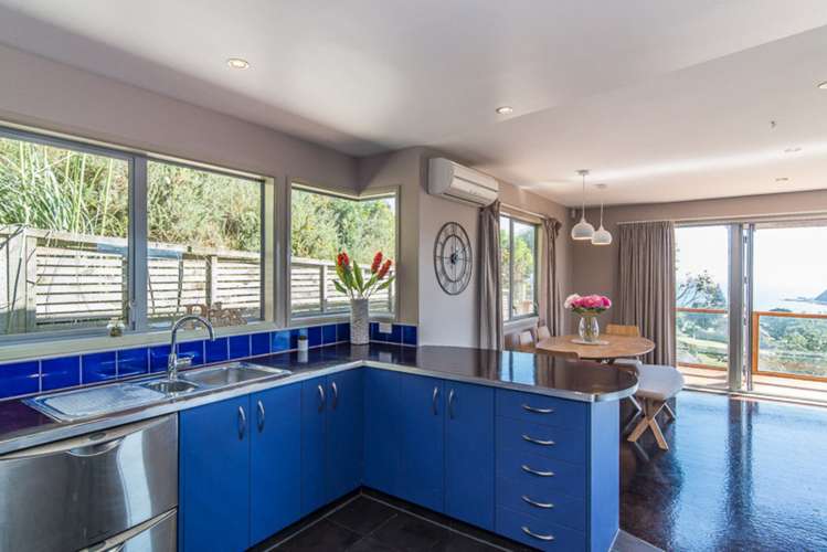 8c View Road Titahi Bay_29