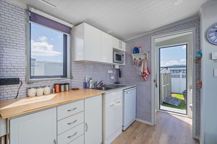 154 Ngaio Drive Matarangi_11