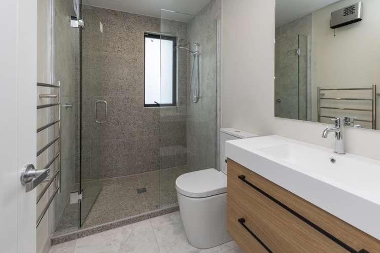 1-3/54 Division Street Riccarton_18