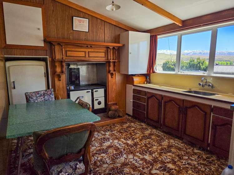 Hut 38 217 Lake Alexandrina South Road Lake Tekapo_5