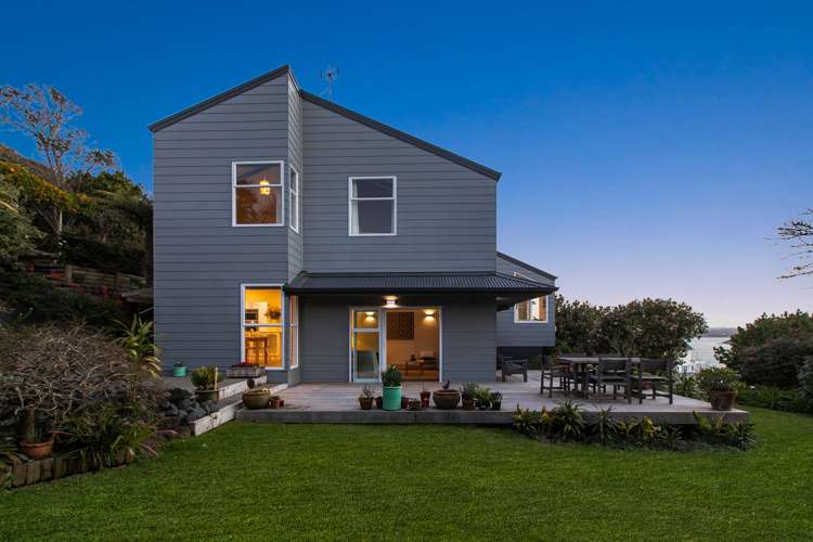 22 Telstar Place Beach Haven_17