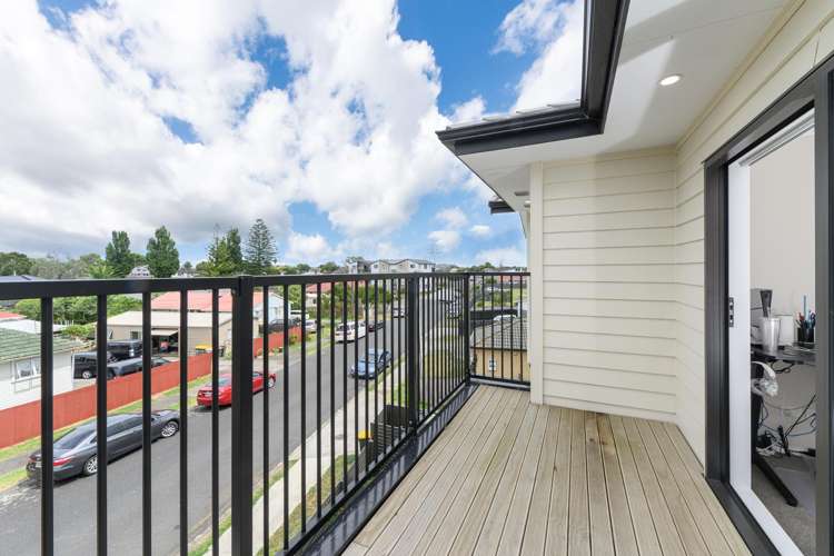1/30 Calvert Avenue Mangere_21