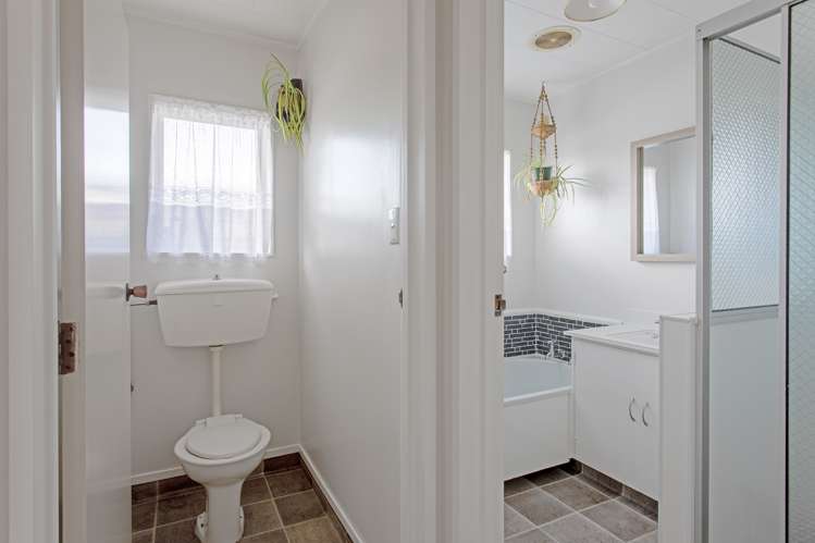 9 Russell Street Otane_7