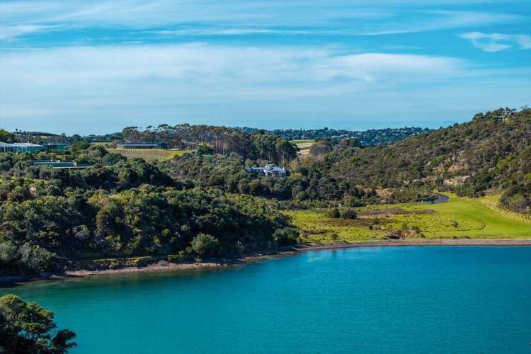 68 Korora Road Waiheke Island_14