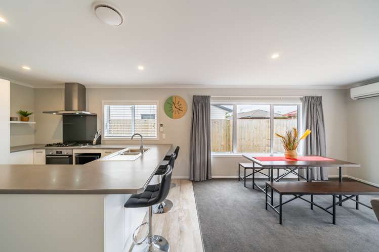 4 Climie Way Trentham_12