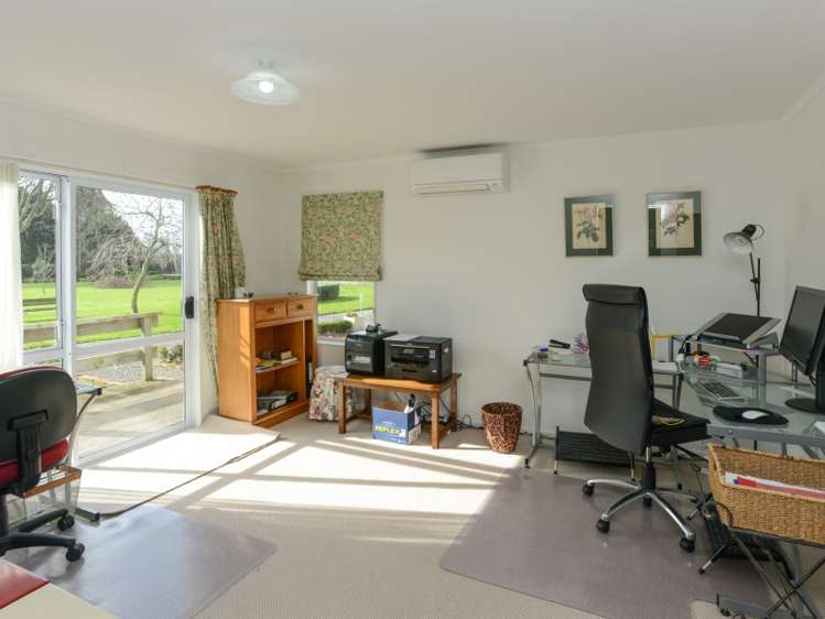24 Goulter Street Clive_14