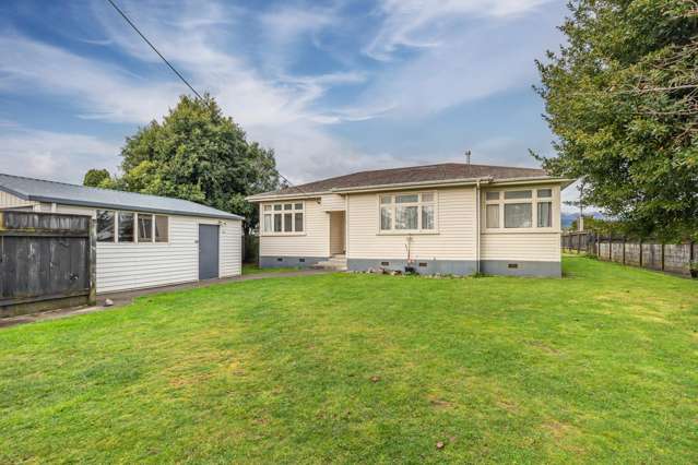 76 Parker Avenue Levin_1