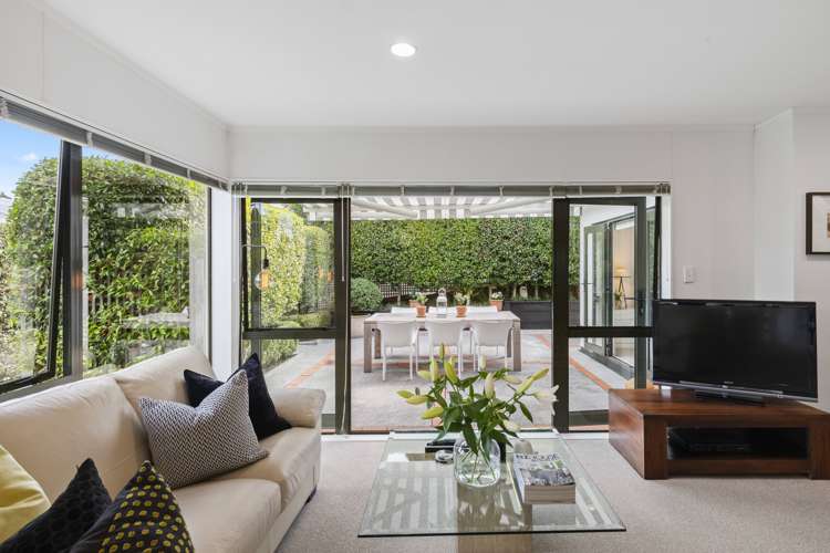 3/34 Parkhill Road Mellons Bay_1