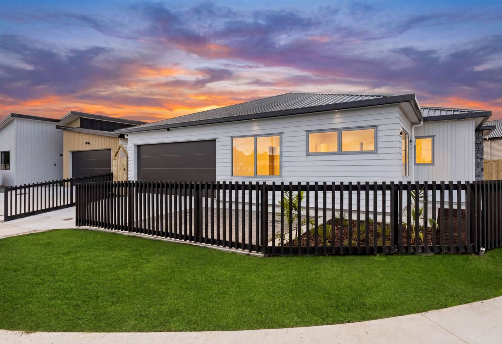 44 Furlough Road Opaheke_0