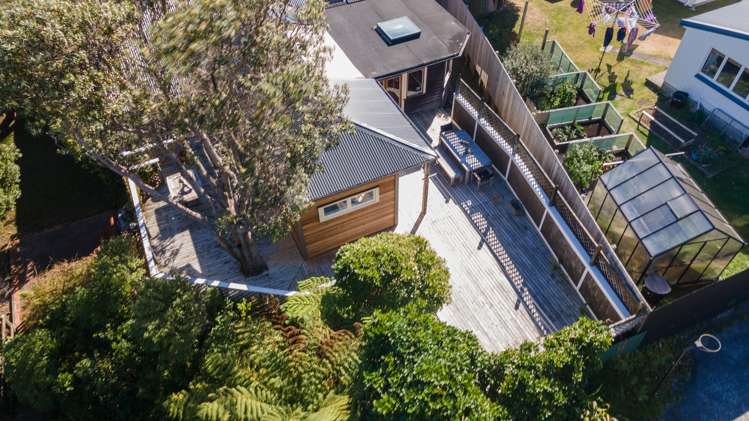 14 Whanake Street Titahi Bay_2