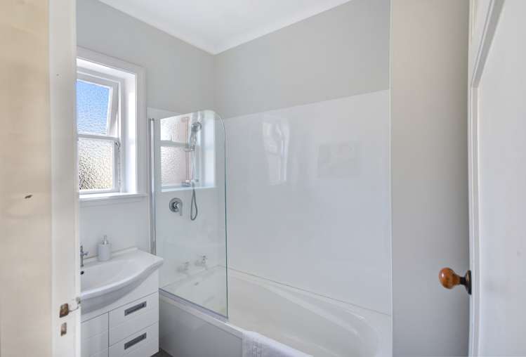 5 Queen Street Mosgiel_12