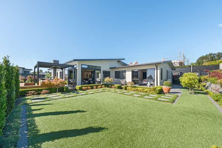 19 Kotare Drive Waiwhakaiho_2