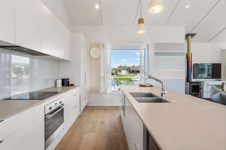 133 Motu Capri Pauanui_10