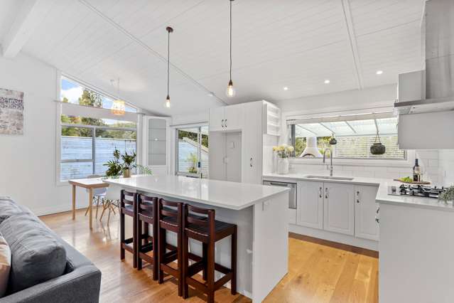 146 Laingholm Drive Laingholm_3