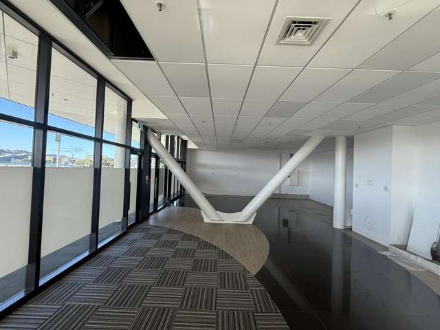 Hub 2/10 Waterloo Quay Wellington Central_2