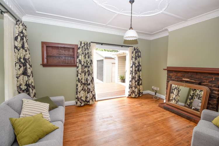 182 High Street North Carterton_5