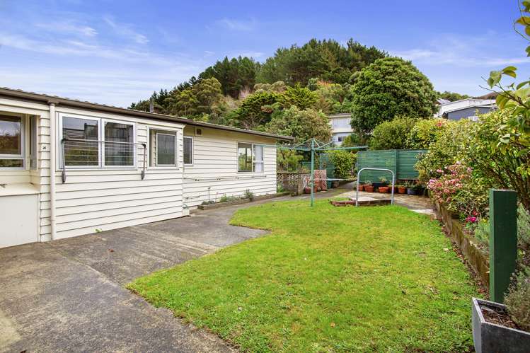 32 Turriff Crescent Tawa_18