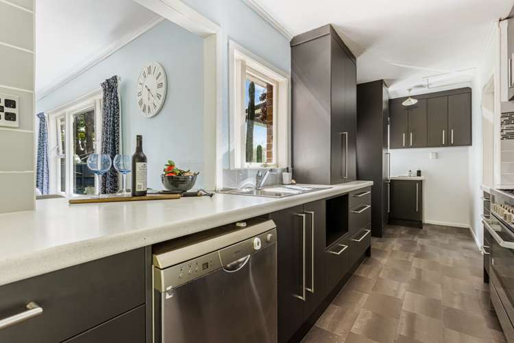 71 Hallberry Road Mangere East_11