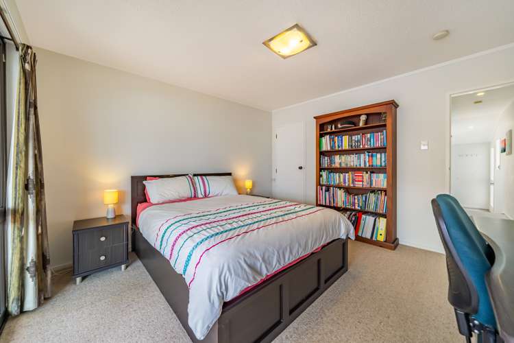 5b Norbert Street Brown Owl_10