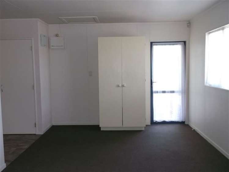 22a Denmark Street Dannevirke_10