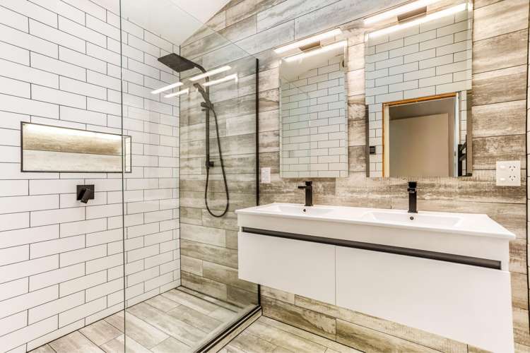 31 Cambridge Road Riverhead_12