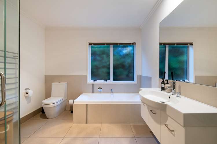 8 Caldera Close Pyes Pa_15