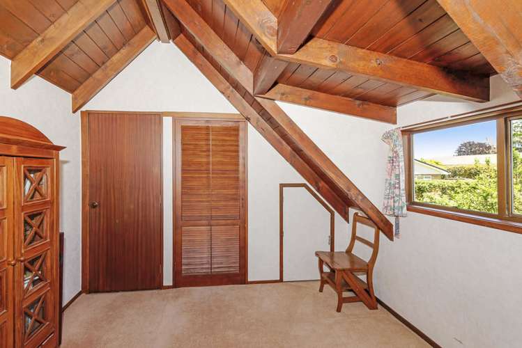 21 Wairata Place Te Atatu South_16